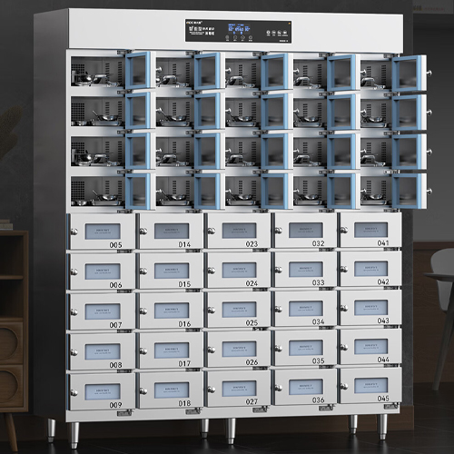 商用多格消毒柜：高效消毒解決方案，餐具衛(wèi)生新選擇